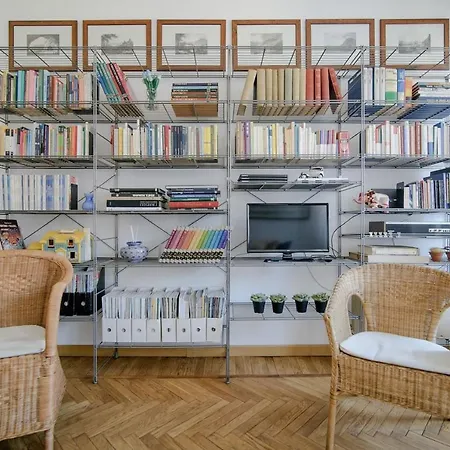 14 - By House Of Travelers - Apartment *